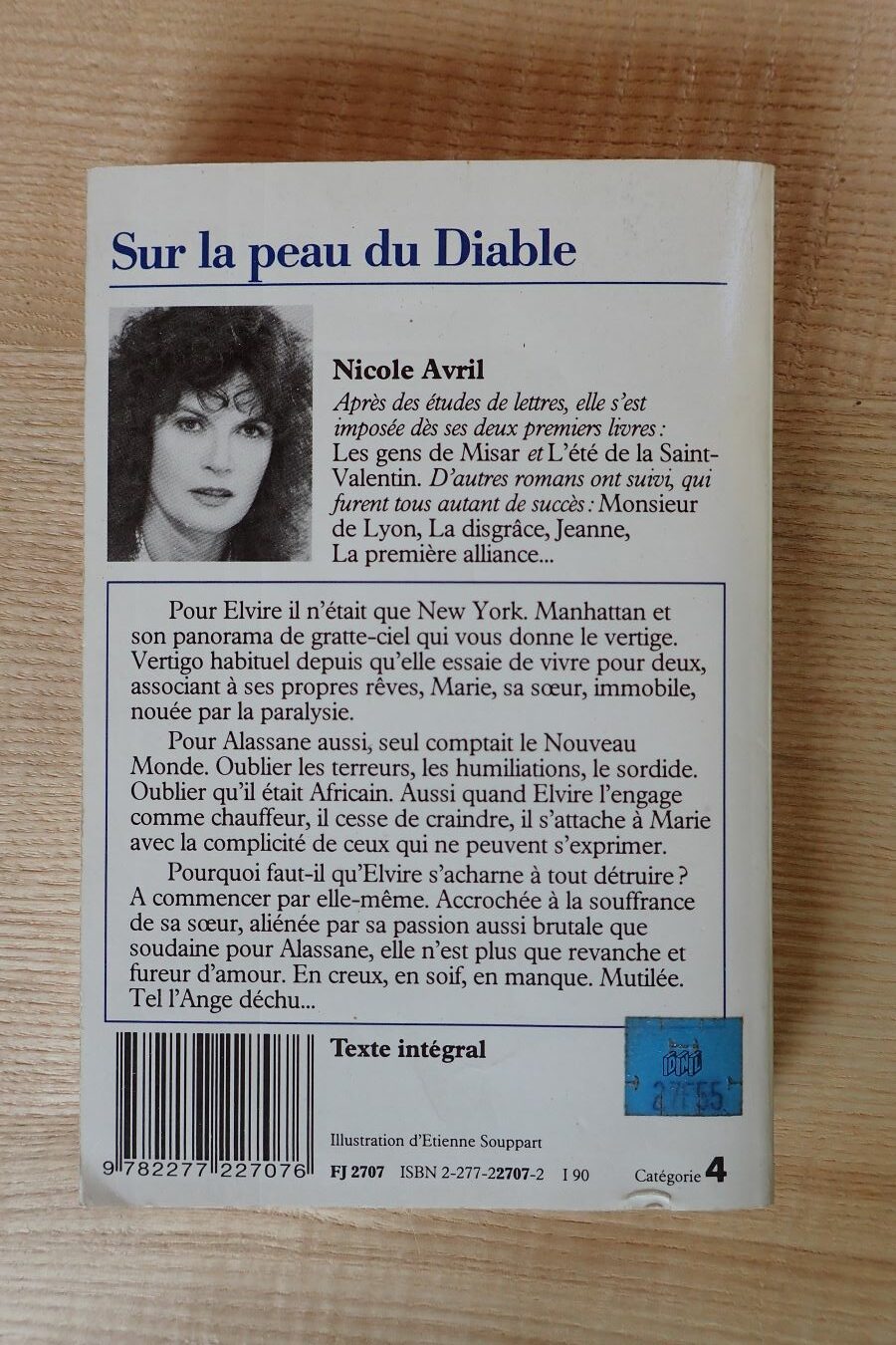Sur la peau du Diable - Nicole Avril - Le refuge des livres - Livres d'occasion