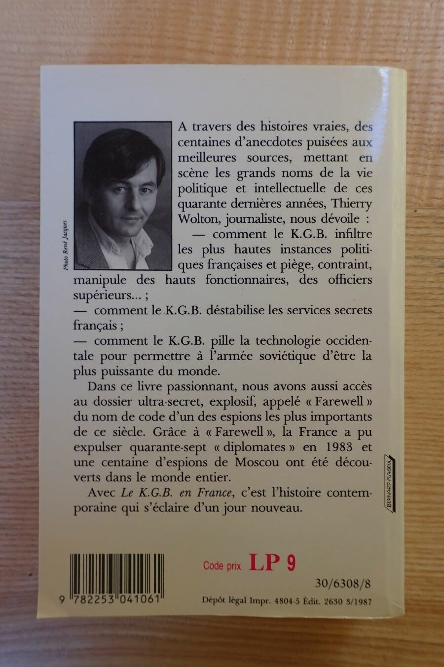 Le KGB en France - Thierry Wolton - Le refuge des livres - Livres d'occasion